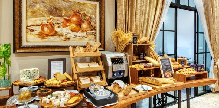 movenpick-khaoyai_flavours-of-khao-yai_breakfast-buffet-line2-1-1-2