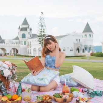 picnic-in-the-garden