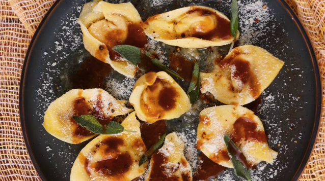 tortelli-alla-zucca-italian-food