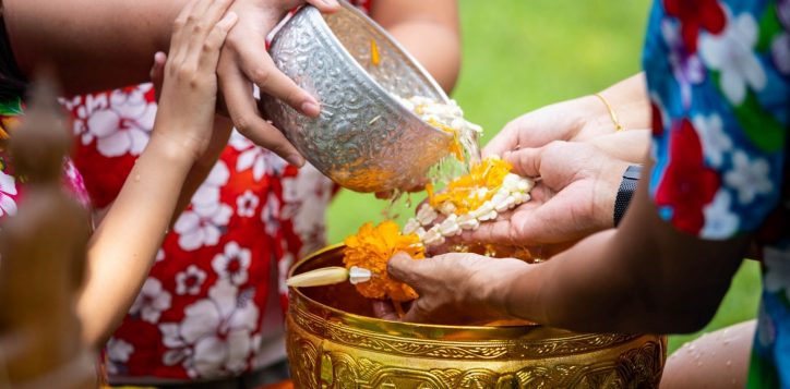 movenpick-resort-khao-yai-songkran-temple-fair-2